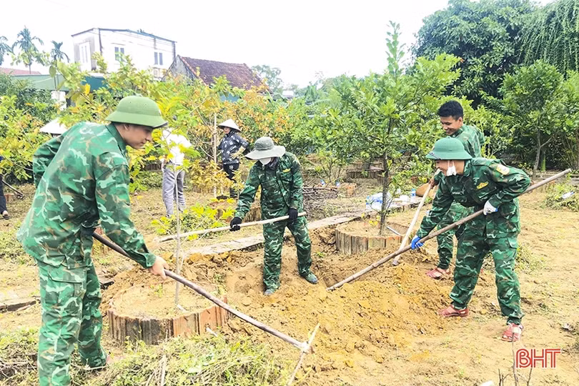 Vang mãi khúc quân hành