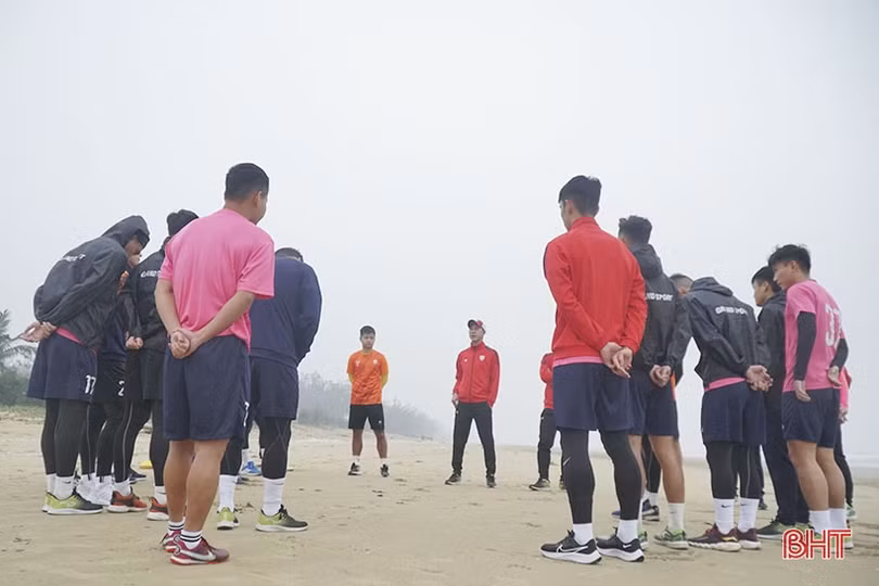 Hồng Lĩnh Hà Tĩnh tích cực chuẩn bị cho mục tiêu top 6 đội mạnh nhất V.League 1-2023