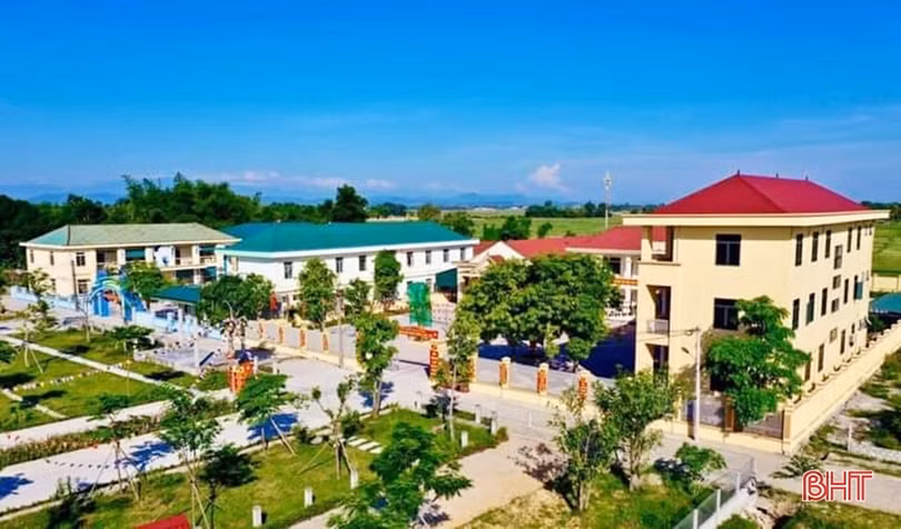 Thạch Sơn đi lên từ nghèo khó