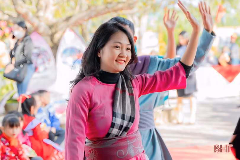 Đặc sắc chương trình “Lễ hội văn hóa Việt Nam” của học sinh Thạch Hà