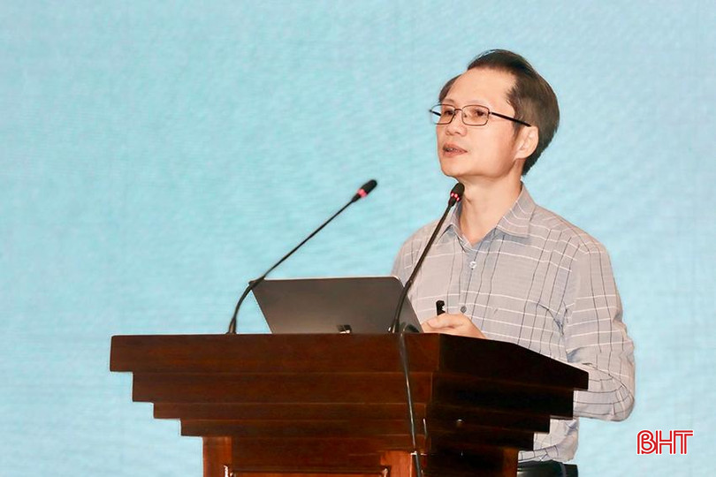 Phó Trưởng ban Tuyên giáo Tỉnh uỷ Lê Văn Khánh định hướng tuyên truyền thời gian tới.