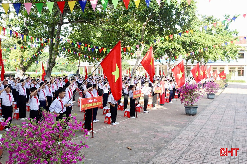 Năm học 2023 - 2024, Trường THCS Bồng Lĩnh có 7 em đạt học sinh giỏi cấp tỉnh, 25 em đạt học sinh giỏi cấp huyện.