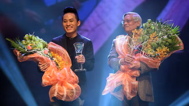 nhac si nguyen trong bang doan duoc trao giai thuong ho chi minh