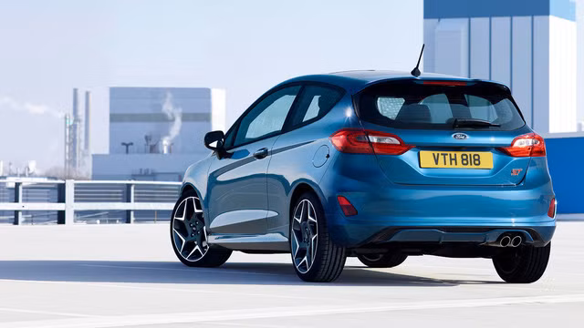 phien ban hieu suat cao cua ford fiesta trinh lang
