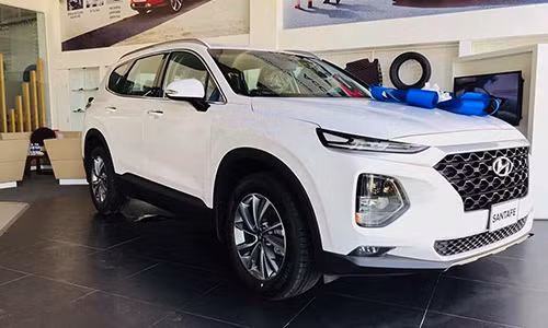 Mua ô tô sau tết, khách Việt tiết kiệm hàng chục triệu đồng
