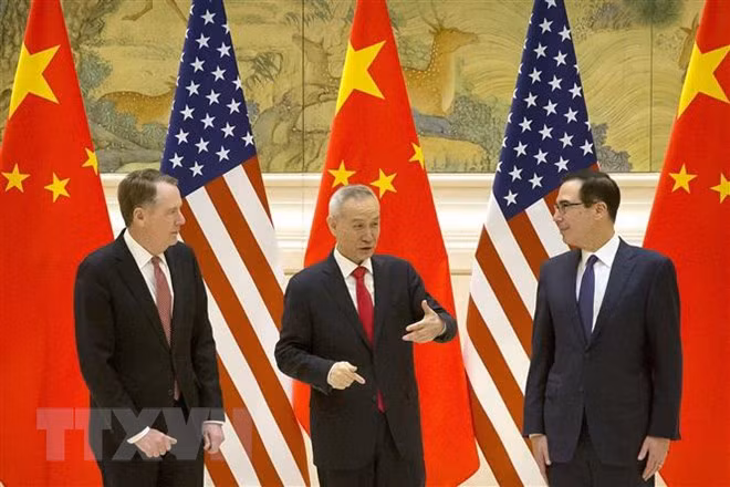 Thế giới ngày qua: Tổng thống Trump tuyên bố tình trạng khẩn cấp quốc gia