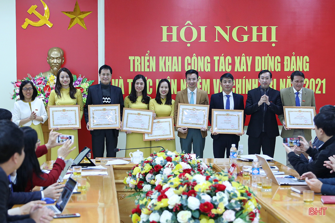 Báo Hà Tĩnh không ngừng đổi mới, làm tốt vai trò định hướng thông tin