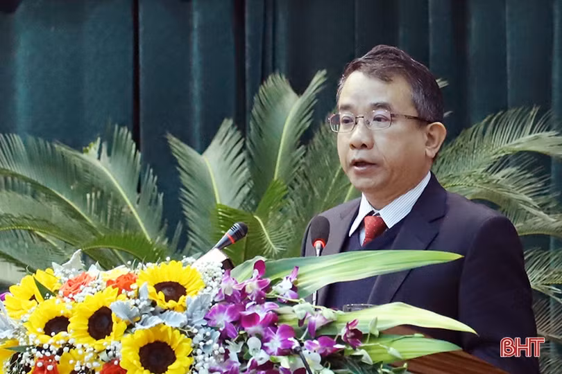 Hội đồng nhân dân tỉnh Hà Tĩnh hoàn thành phiên khai mạc Kỳ họp thứ 12