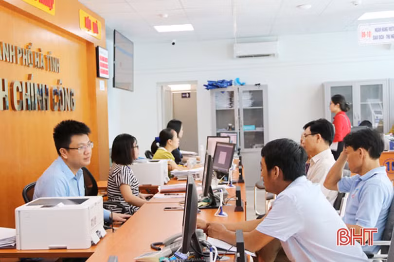 Đại biểu “xoay” Giám đốc Sở KH&ĐT Hà Tĩnh về việc doanh nghiệp “kêu” khó trong triển khai đầu tư