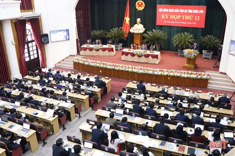 Hội đồng nhân dân tỉnh Hà Tĩnh hoàn thành phiên khai mạc Kỳ họp thứ 12