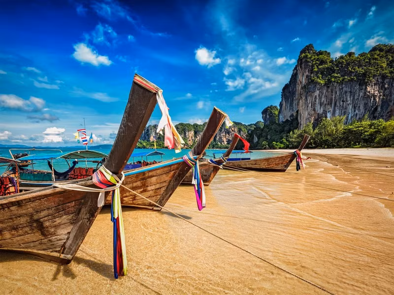non nuoc cua viet nam lot top bai bien dep nhat chau a