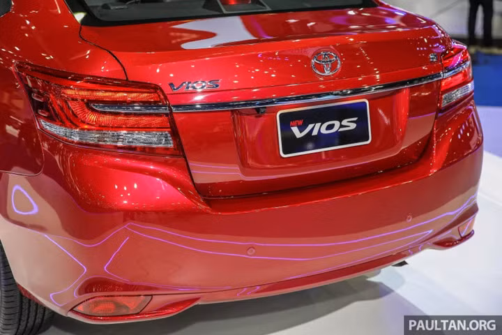 ngo ngang truoc thay doi cua toyota vios 2017