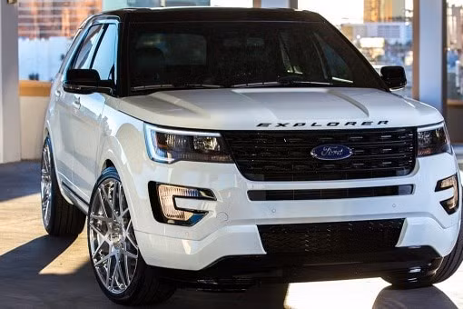 xe ford explorer 2018 sap ra mat co gi moi