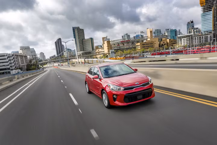 hinh anh kia rio 2018 vua ra mat tai my