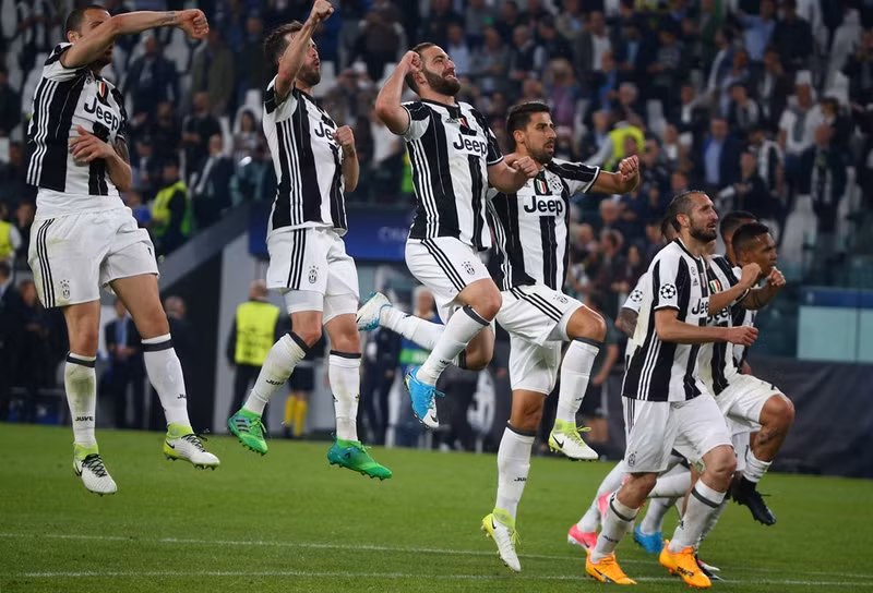 dan em messi lap cu dup juventus nhan chim barca 3 0