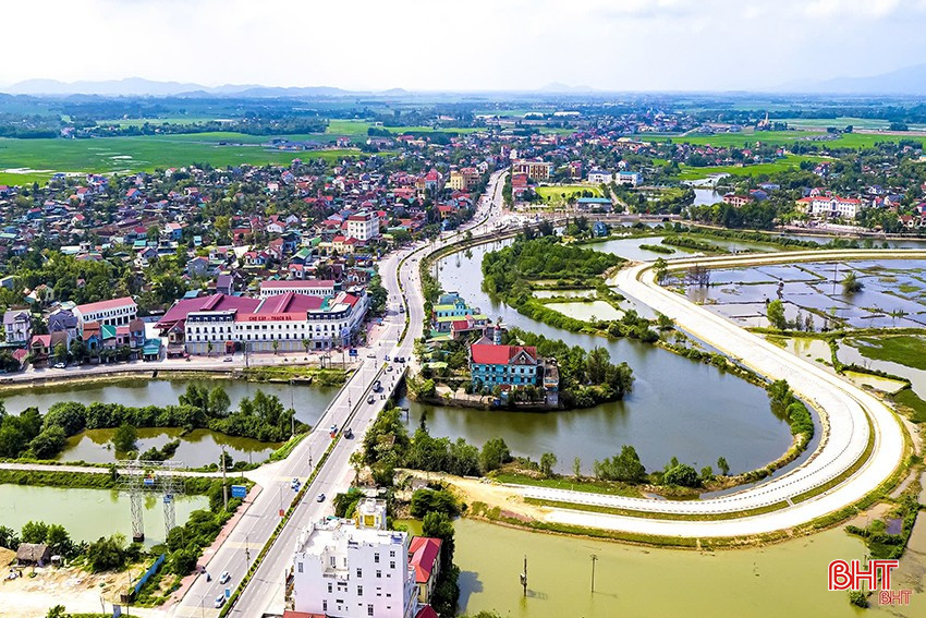 Toàn cảnh thị trấn Thạch Hà. Ảnh Huy Tùng.
