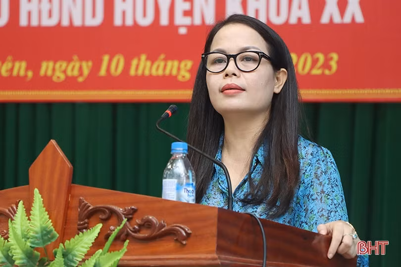 Cử tri kiến nghị giải quyết các chế độ chính sách, đầu tư sản xuất