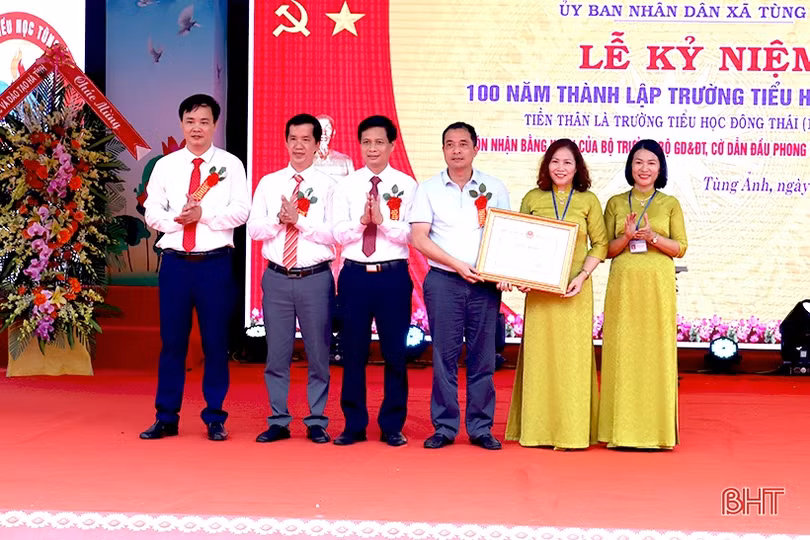Trường Tiểu học Tùng Ảnh kỷ niệm 100 năm thành lập 