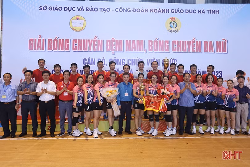 Giải Bóng chuyền ngành GD&ĐT Hà Tĩnh có 2 nhà vô địch