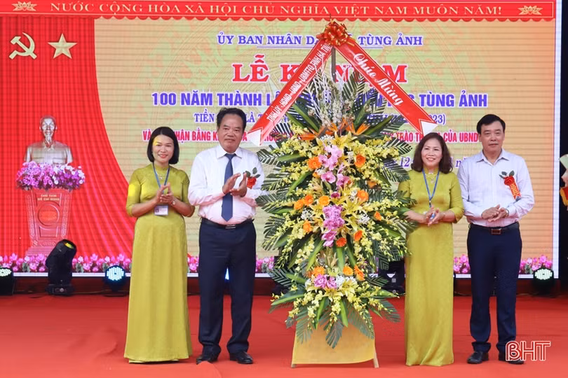 Trường Tiểu học Tùng Ảnh kỷ niệm 100 năm thành lập 