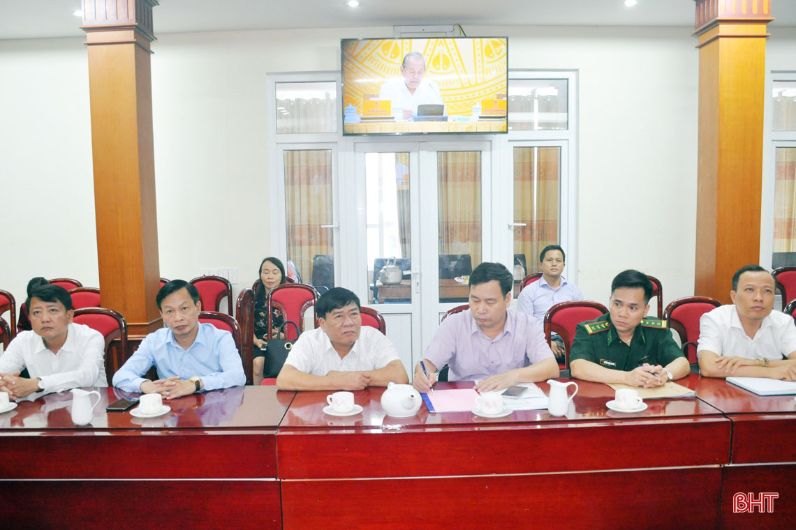 Chủ tịch UBND tỉnh Hà Tĩnh: Phát huy lợi thế từng ngành, địa phương để phục hồi, phát triển kinh tế