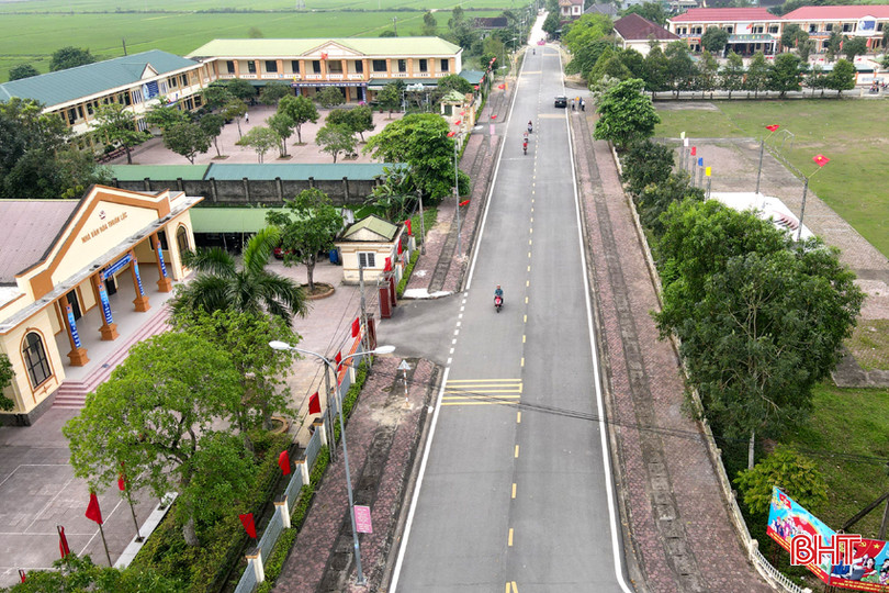 Diện mạo đô thị ở xã Thuận Lộc ngày càng khang trang.