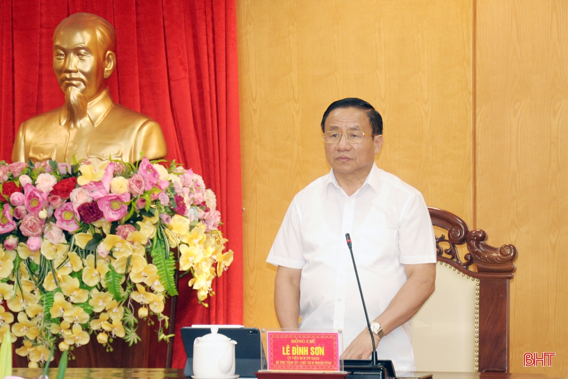 Hà Tĩnh triển khai hiệu quả 13 chương trình trọng tâm thi đua chào mừng đại hội Đảng các cấp