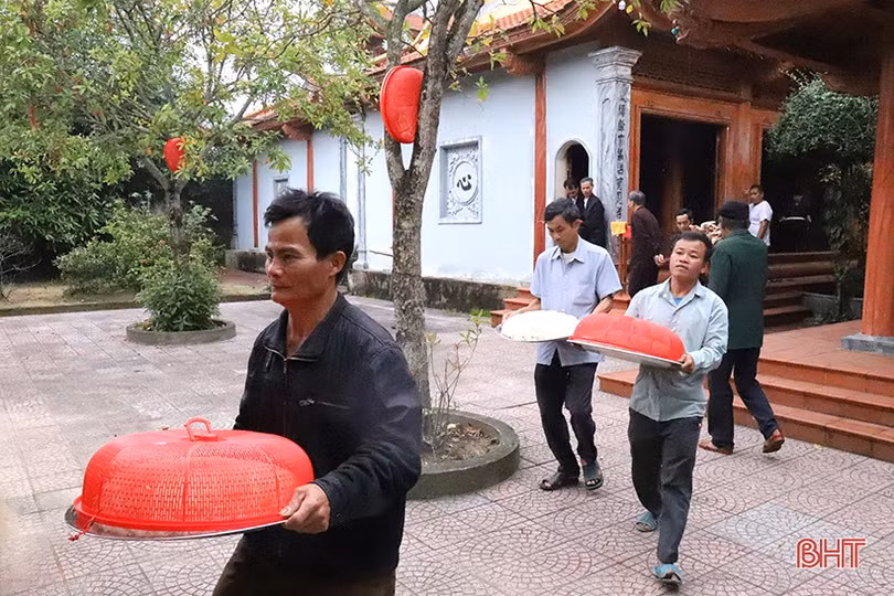 Độc đáo cuộc thi xôi đẹp ngày rằm tháng Giêng ở Nghi Xuân