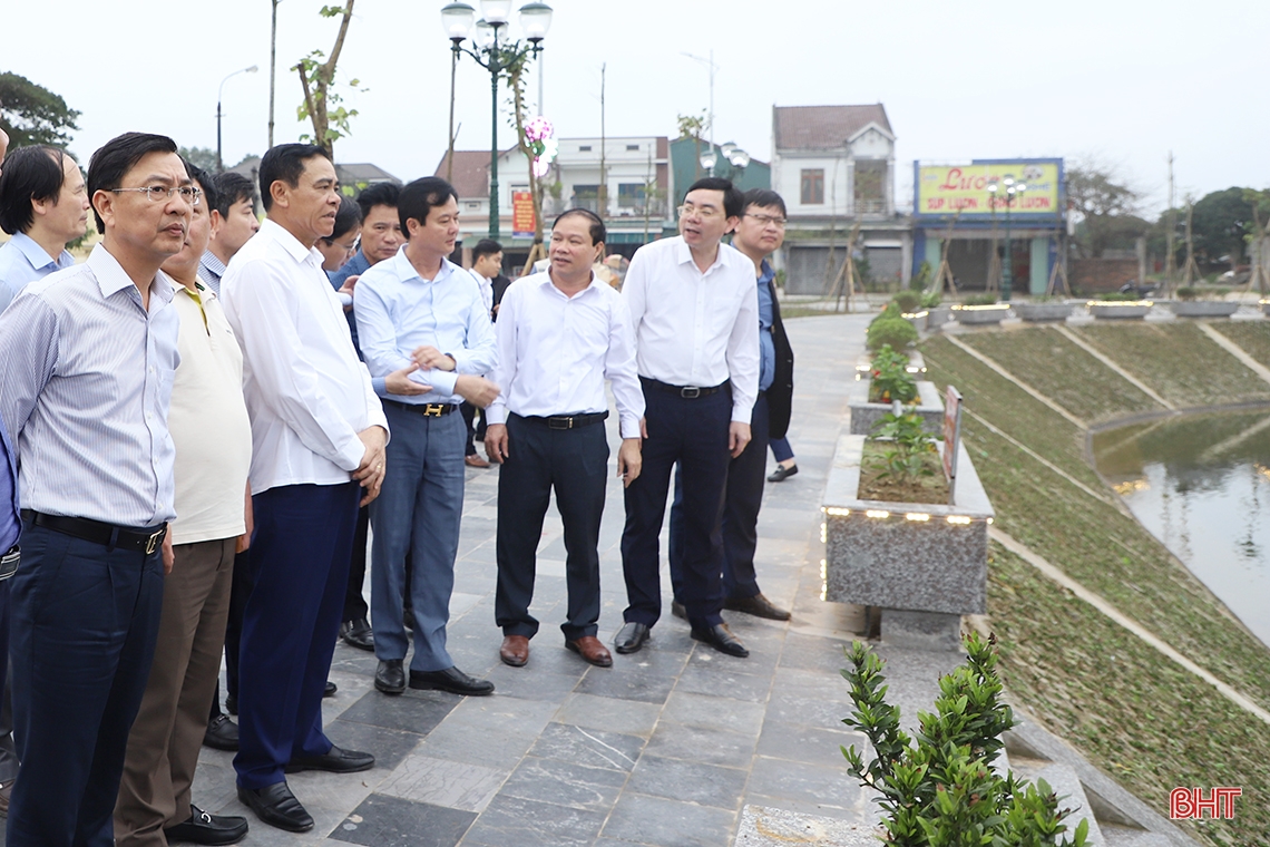 Chủ tịch UBND tỉnh kiểm tra sản xuất, tiến độ các dự án trọng điểm ở TX Kỳ Anh