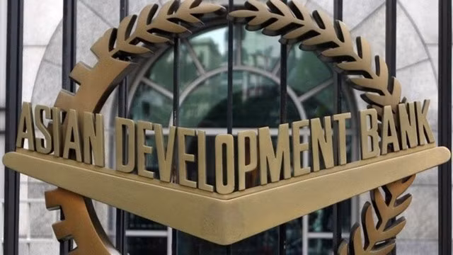 adb tang truong khu vuc dong nam a on dinh o muc 4 4