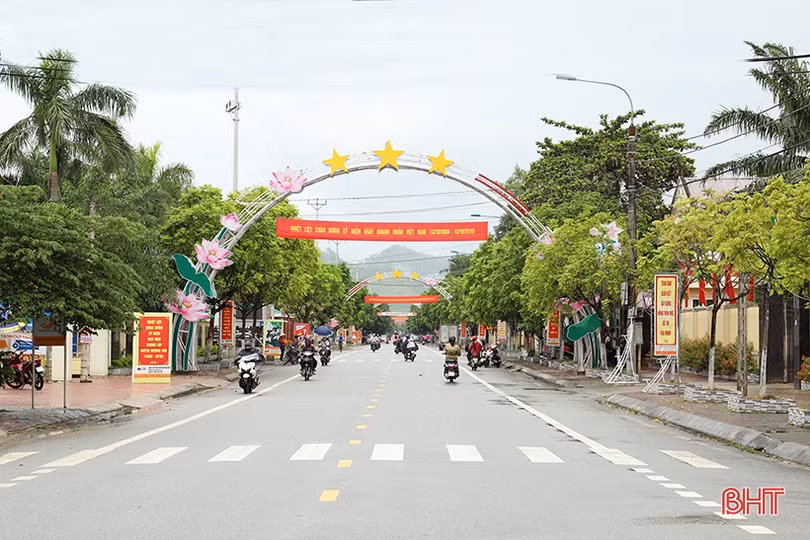 Doanh nghiệp Hương Sơn đưa... xe buýt về tận làng, mang nhung hươu đi khắp nước