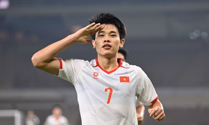 Tiền đạo Việt Nam Nguyễn Đình Bắc mừng bàn thắng ở phút 64 để đánh bại Arab Saudi 1-0 tại lượt cuối bảng A VCK U23 châu Á 2026, trên sân Prince Abdullah Al Faisal ở Jeddah, Arab Saudi ngày 12/1/2026. Ảnh: AFC