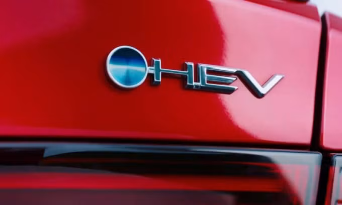 Toyota hé lộ một phần về bản hybrid (HEV) của Vios, hay Yaris Ativ tại Thái Lan. Ảnh: Toyota
