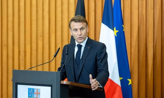 Tổng thống Pháp Emmanuel Macron tại Đức ngày 3/10. Ảnh: AP