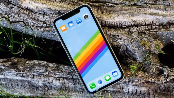 iPhone 11 chạy iOS 27 cho ra kết quả khá tích cực về độ mượt mà