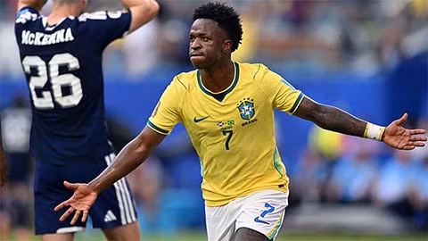 Brazil có chiến thắng tưng bừng.