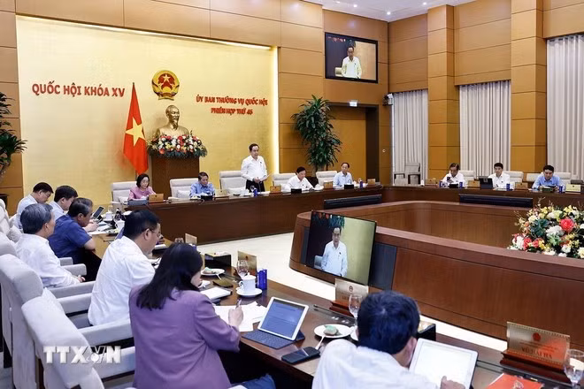 Chủ tịch Quốc hội Trần Thanh Mẫn phát biểu khai mạc phiên họp. (Ảnh: Doãn Tấn/TTXVN)