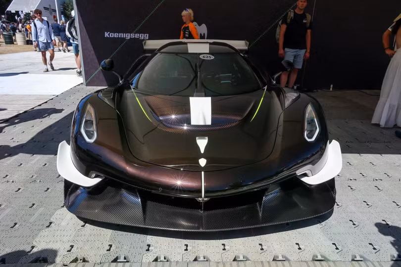 koenigsegg-sadair-s-spear-1.jpg