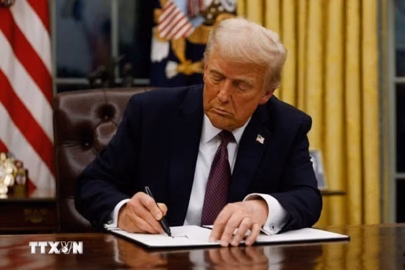 trump-ky-sac-lenh.jpg