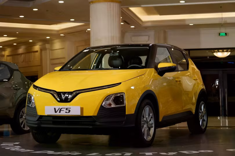 Bộ đôi xe điện VF 3 và VF 5 Plus bán chạy nhất Việt Nam. Ảnh: VinFast.