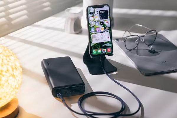 Thay pin có mất zin không?