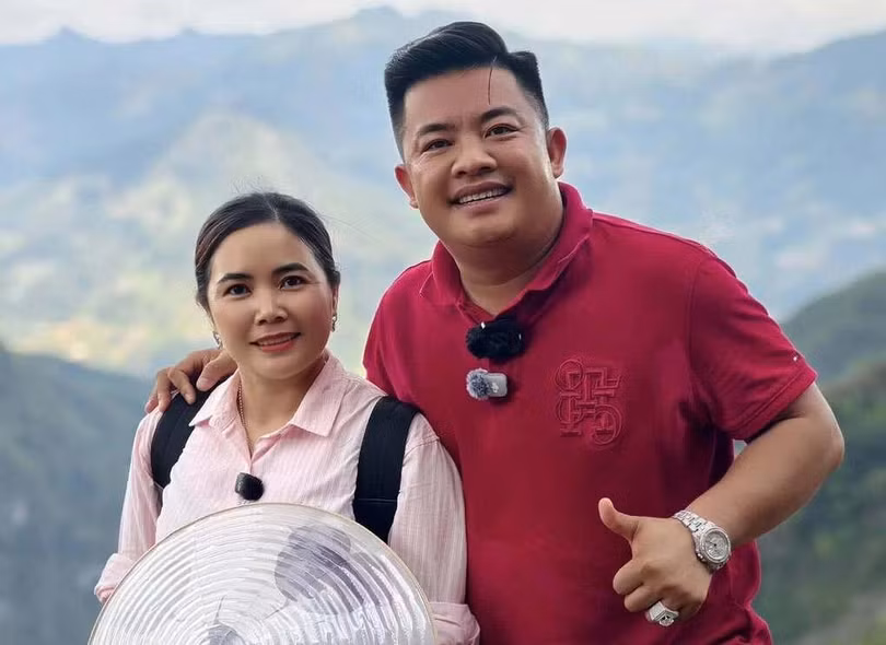 Vợ chồng Hải Sapa TV. Ảnh: Facebook