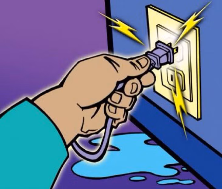 Không chạm vào máy, khởi động máy khi tay ướt