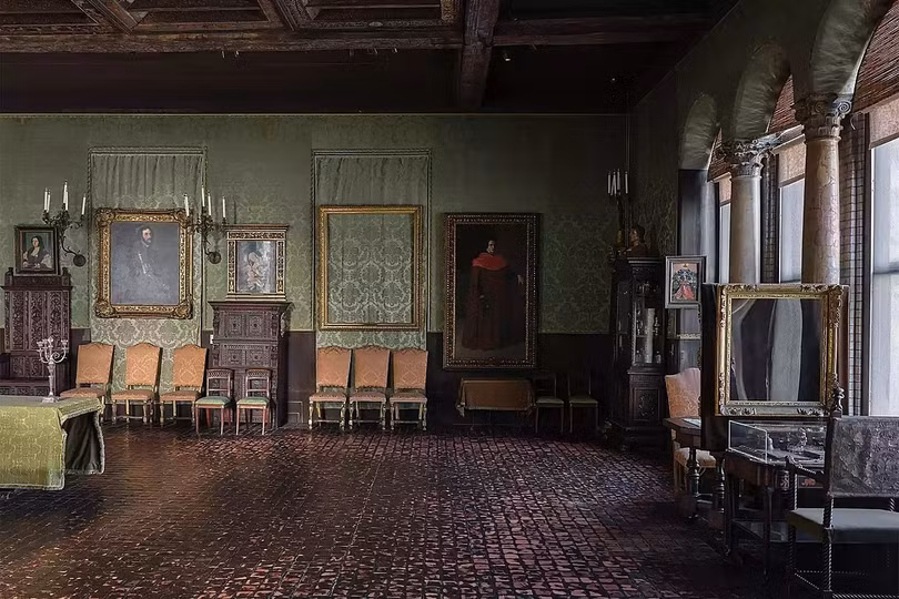 Các khung tranh để trống sau vụ cướp cách đây 35 năm. Ảnh: Isabella Steawart Gardner