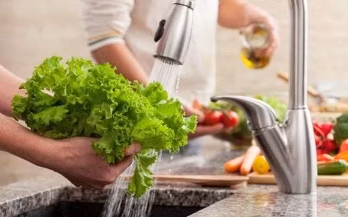Rau củ và trái cây là nguồn cung cấp vitamin và khoáng chất tốt.
