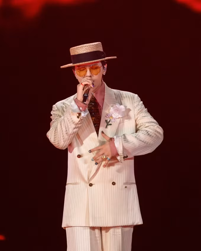 G-Dragon trong concert ở Việt Nam. Ảnh: Ban tổ chức cung cấp