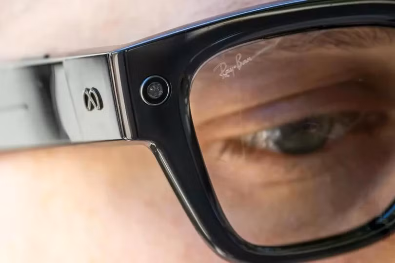 Một mẫu kính Ray-Ban của Meta. Ảnh: Bloomberg.