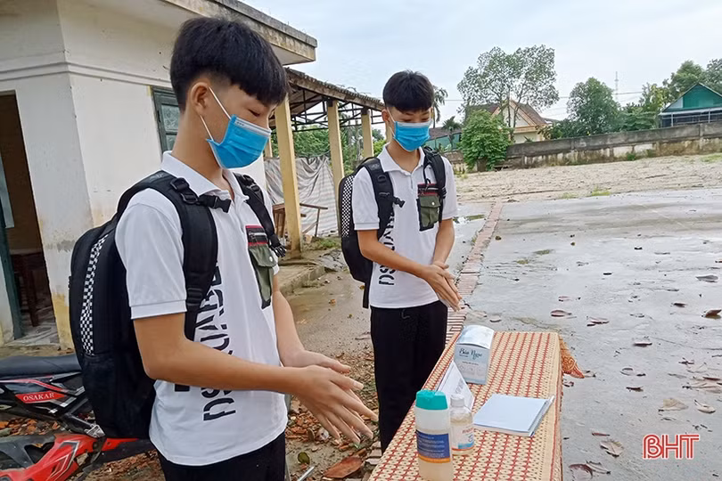 Ngày đến trường đầu tiên trong năm học mới tại Hà Tĩnh