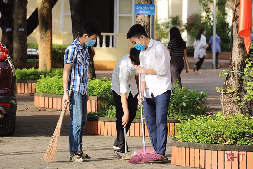 Ngày đến trường đầu tiên trong năm học mới tại Hà Tĩnh
