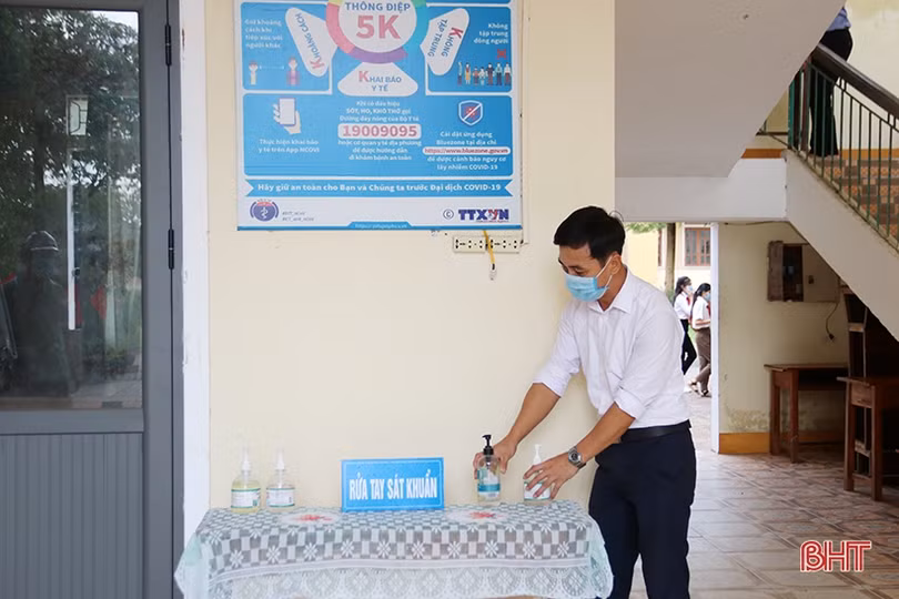 Ngày đến trường đầu tiên trong năm học mới tại Hà Tĩnh